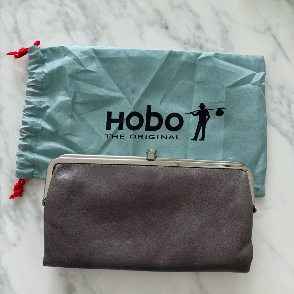 HOBO Lauren Clutch-Wallet